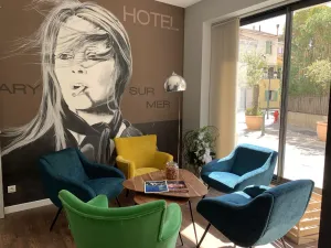 Image of Holidays & Work HOTEL