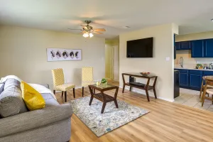 Image of 3 Mi to Dtwn: Waxahachie Townhome w/ Fire Pit