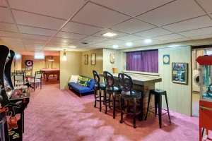 Image of Walk to Lambeau Field Green Bay Retreat