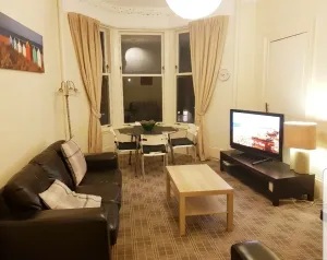 Image of Cozy Coastal Apartment in Historic Port Glasgow