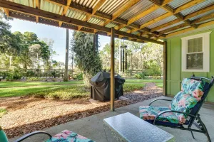 Image of Mount Dora Tropical Escape Steps to Lake Gertrude