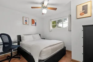 Image of Sunlit Palm Cottage in Uptown Phoenix