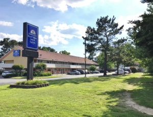 Image of Americas Best Value Inn and Suites Little Rock