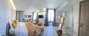 Image of Le Petit Trianon et le Charme des Suites