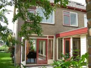 Image of Tranquil holiday home in West Gradijk