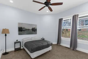 Image of Near The Airport East Lake Craftsman