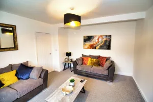 Image of Rawmarsh - Rotherham - 3 Bed House - Refurbished High Standard - Off Street Parking - Large Garden - Dog Friendly - Fast Wifi