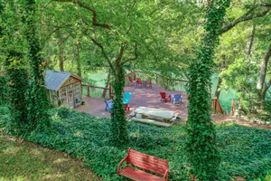 Image of Lamb's Rest Inn