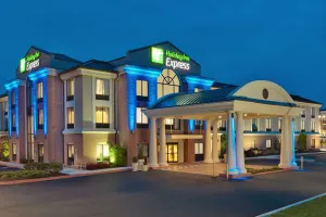 Image of Holiday Inn Express and Suites Quakertown - Allentown Area by IHG