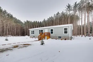 Image of Stylish Chetek Hideaway with Lake and Dock Access!