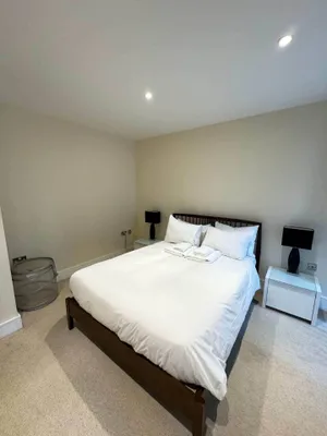 Image of Contemporary 2BD Flat W/balcony Canary Wharf!