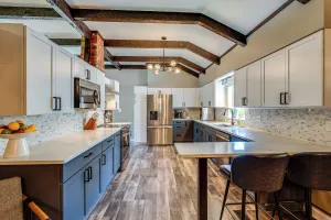 Image of Chic Family-friendly Home in Riverside: 7 Mi to KC