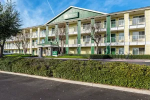 Image of HomeTowne Studios by Red Roof Fresno - West