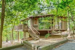 Image of Jasper Hideaway w/ Spacious Deck + Community Pool