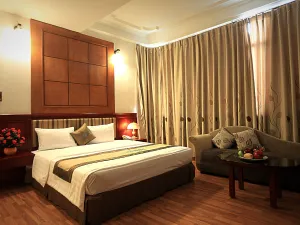 Image of MoonView Hotel HN - by BAY LUXURY