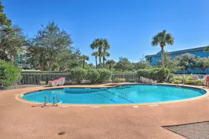 Image of Newly Renovated Hilton Head Retreat, Walk to Beach