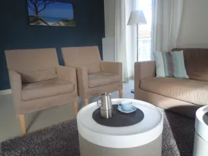 Image of Deck 3 Modern Retreat