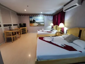 Image of Holiday Plaza Hotel - Cebu