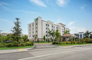 Image of Holiday Inn Express & Suites - Miramar by IHG