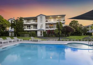 Image of Paradise Grove Holiday Apartments