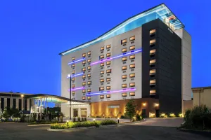 Image of Aloft Chicago Schaumburg