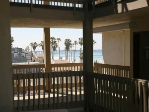 Image of A209 - Sandy Paradise - On-the-Sand