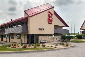 Image of Red Roof Inn Springfield, IL