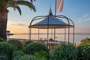 Image of La Villa Mauresque