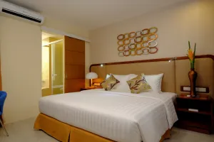 Image of One Central Hotel & Suites