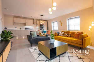 Image of Super Vibrant 2 Bedroom With Parking