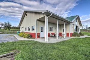 Image of Pet-Friendly Retreat on a Horse Breeding Farm!