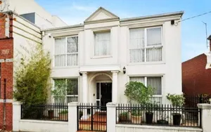 Image of Abbotsford Private Rooms & Pods - 15 Charles Homestay