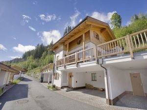 Image of Deluxe Chalet With Pool in Konigsleiten