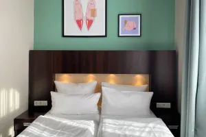 Image of Garner Hotel Hamburg - Graf Moltke by IHG