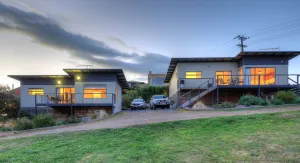 Image of Ocean View Cottages - Essentially Tas Dover