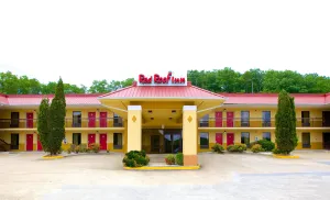 Image of Red Roof Inn Cartersville-Emerson-LakePoint North