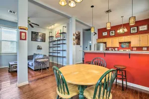Image of 5 Mi to Bourbon Street Central NOLA Home