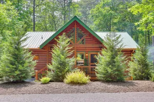 Image of Dog-friendly Getaway With King Suites & Hot Tub!