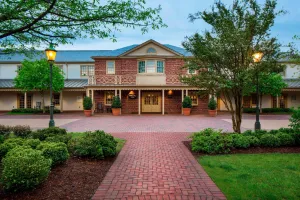 Image of Williamsburg Lodge, Autograph Collection