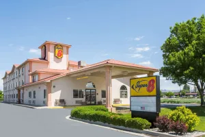 Image of Super 8 by Wyndham Fruita