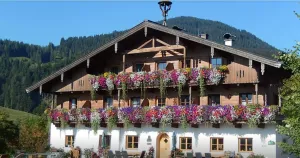 Image of Erbhof Hinterrain