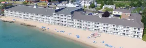 Image of Hamilton Inn Select Beachfront Mackinaw City