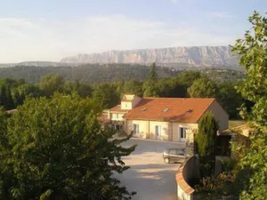 Image of Logis Hôtel & Spa Déjeunez Sous L'Arbre