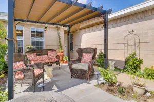 Image of 11 Mi to Isla Blanca Beach: Townhome w/ Lake Views