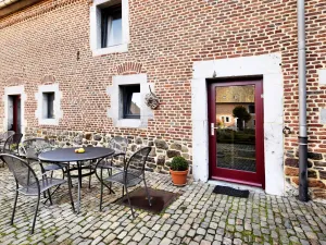 Image of Pleasing Holiday Home in Richelle With Garden, Terrace, BBQ