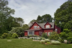 Image of Woods Hole Passage Inn