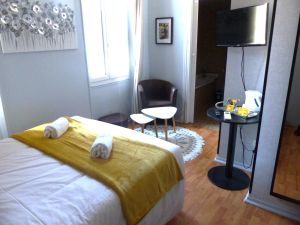 Image of Hotel Le Rochegude