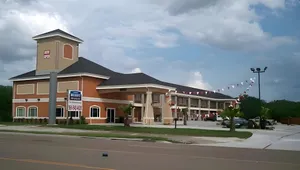 Image of Studio 6-Beeville, TX