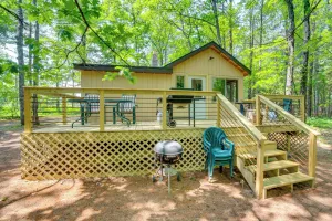 Image of Sunroom, Deck and Grills Marquette Cottage!