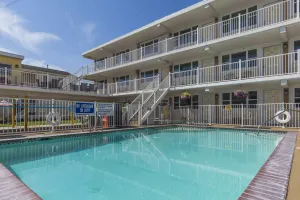 Image of Esplanade Suites - A Sundance Vacations Property